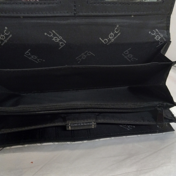 Boc Born Concept Wallet Womans Black & White trifold - Picture 5 of 8